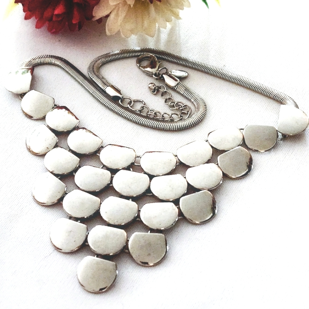 Express Silver Mirror Finished Chandelier Fish Scale Bib Statement Necklace
